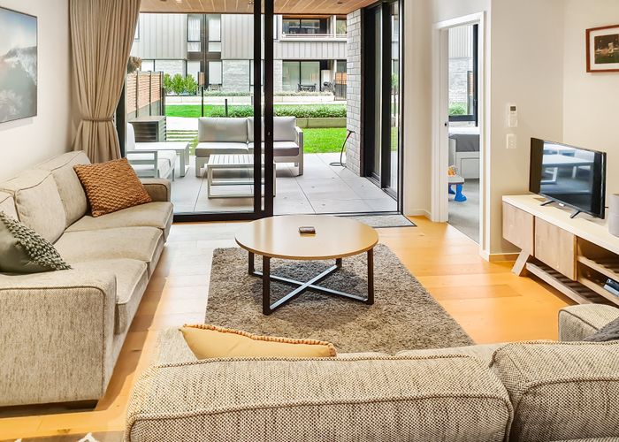  at 112/64 Victoria Street, Onehunga, Auckland