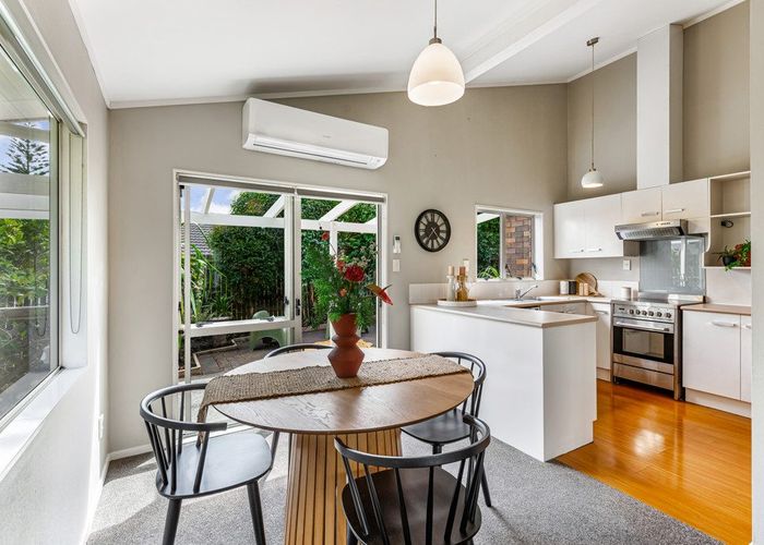  at 3 Meynell Court, Glen Eden, Auckland