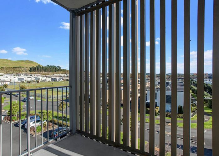  at 301/4 Bluegrey Avenue, Stonefields, Auckland City, Auckland