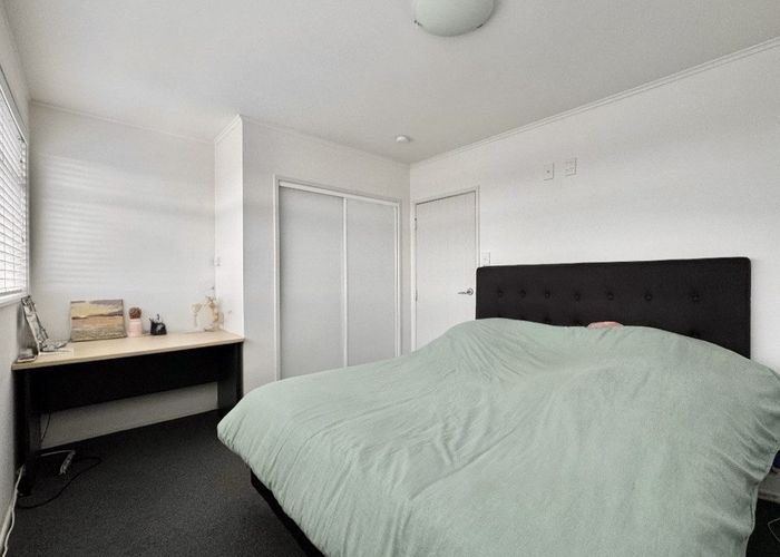  at 4/70A Tawa Road, One Tree Hill, Auckland City, Auckland