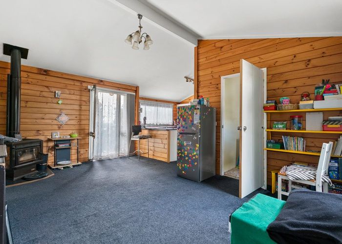  at 80 and 80A Eugenia Rise, Totara Heights, Manukau City, Auckland