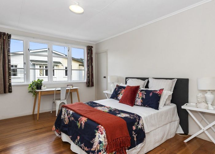  at 12 Anzac Avenue, Morrinsville, Morrinsville