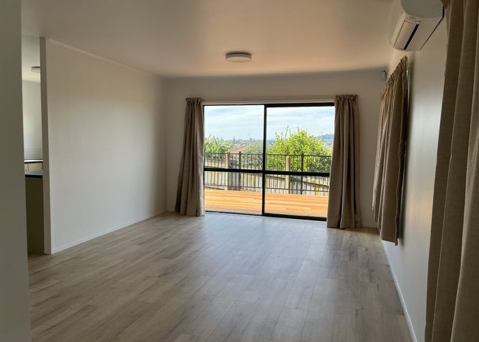  at 2/322 Richardson Rd, Mount Roskill, Auckland City, Auckland