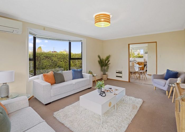  at 1/2 Thornhill Place, Sockburn, Christchurch