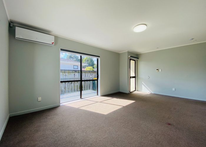  at 1/11 Kennington Drive, Clendon Park, Manukau City, Auckland