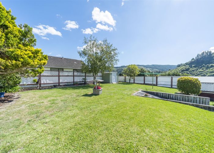  at 98 Gemstone Drive, Birchville, Upper Hutt
