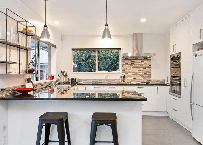  at 6 Burch Street, Mount Albert, Auckland