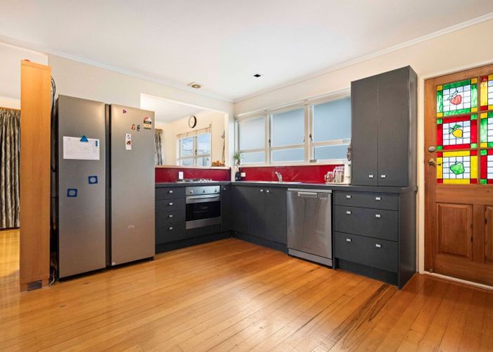  at 2A Waller Avenue, Bucklands Beach, Manukau City, Auckland