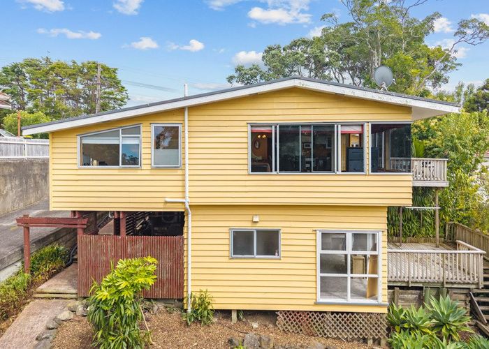  at 264 Titirangi Road, Titirangi, Waitakere City, Auckland