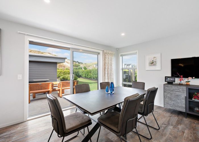  at 88 Cedarwood Street, Woodridge, Wellington, Wellington