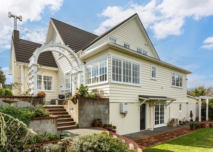  at 43 Simla Crescent, Khandallah, Wellington, Wellington