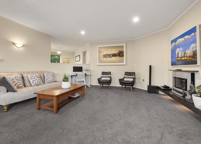  at 8 Almond Grove, Greenhithe, North Shore City, Auckland