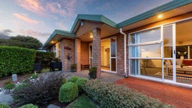  at 10 Ryden Place, Glen Eden, Auckland