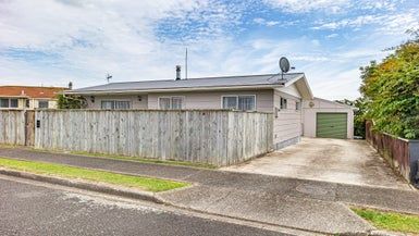  at 7 Heather Street, Levin, Levin