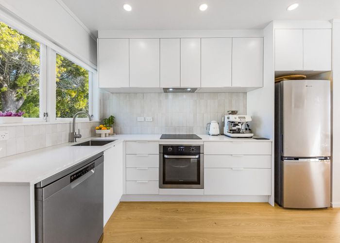  at 108 Lauderdale Road, Birkdale, North Shore City, Auckland