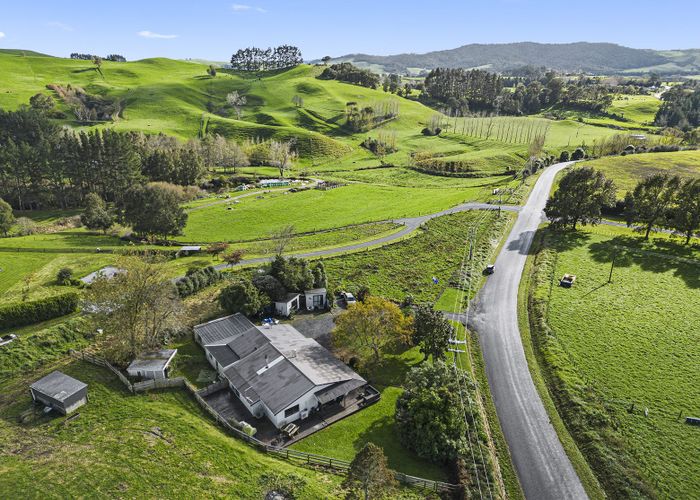  at 919 Maungakawa Road, Te Miro