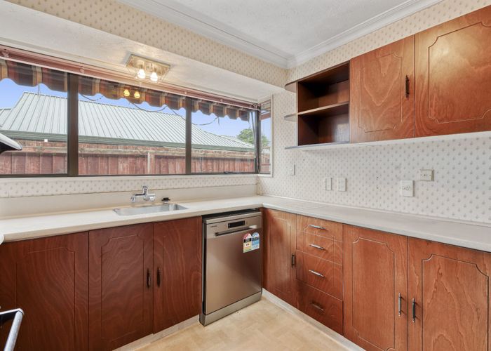  at 6 Withells Road, Avonhead, Christchurch City, Canterbury