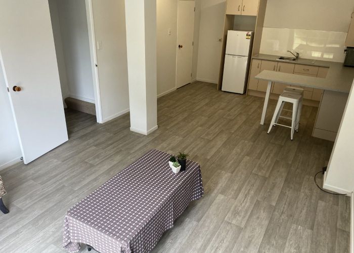  at 12 Chrome Place, Henderson, Waitakere City, Auckland