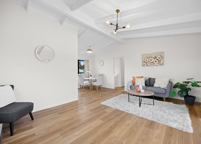  at 30 Aldern Road, Massey, Waitakere City, Auckland