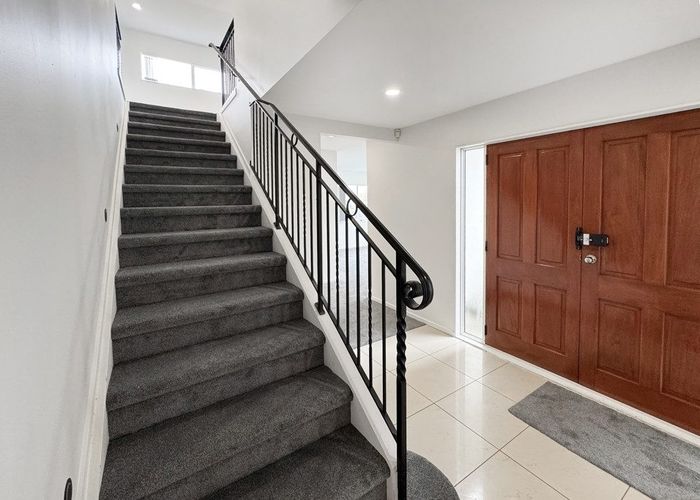  at 7 Gold Street, Albany Heights, Auckland