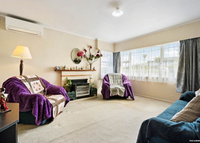  at 104 Taikata Road, Te Atatu Peninsula, Waitakere City, Auckland