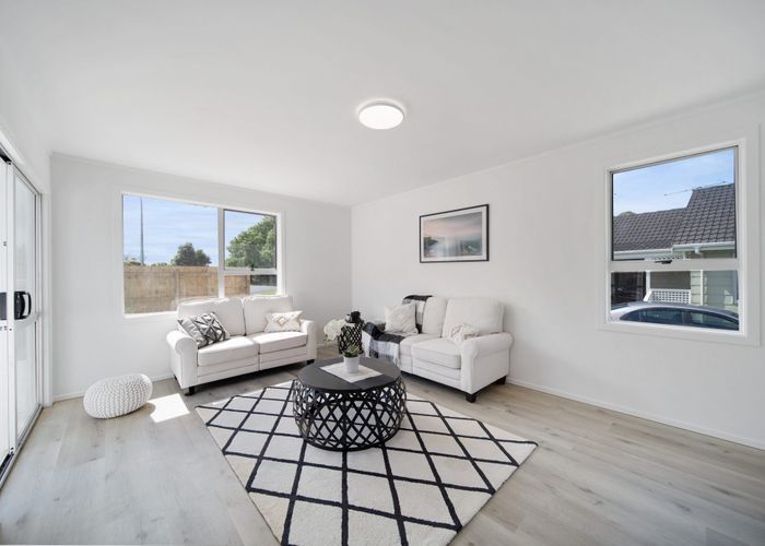  at 5 Mikasa Place, Mangere, Auckland