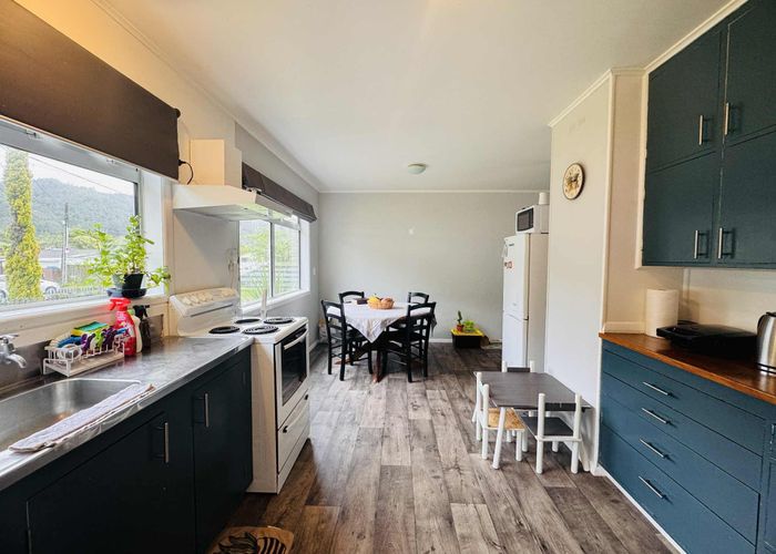  at 2/18 Eldon Grove, Taita, Lower Hutt