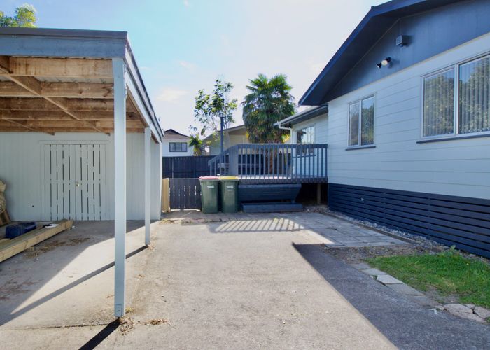  at 1/64 Borich Road, Sunnyvale, Waitakere City, Auckland