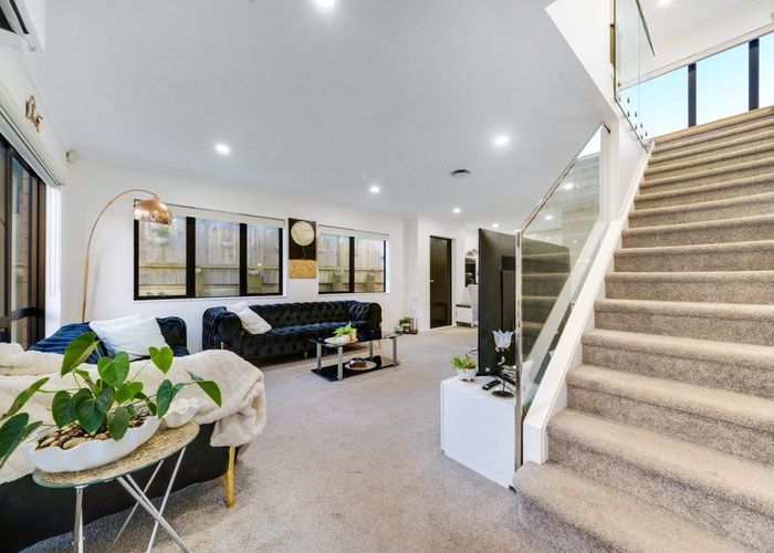  at 2 Dewan Lane, Papatoetoe, Manukau City, Auckland