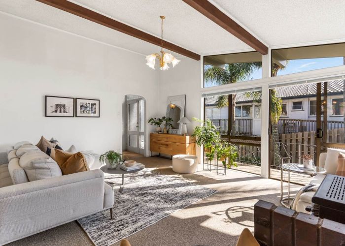  at 32 Lewisham Street, Highland Park, Auckland