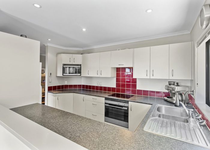  at 1/271 Sturges Road, Henderson, Auckland