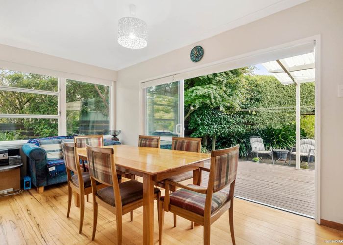  at 82 Marlborough Avenue, Glenfield, Auckland