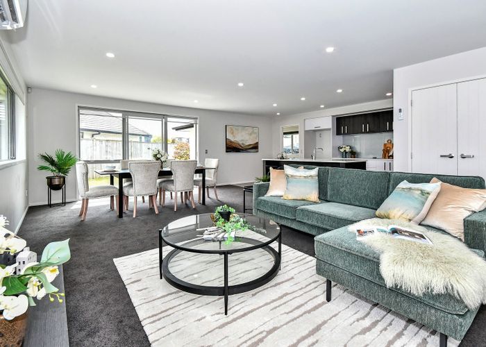  at 5 Leathem Crescent, Pokeno