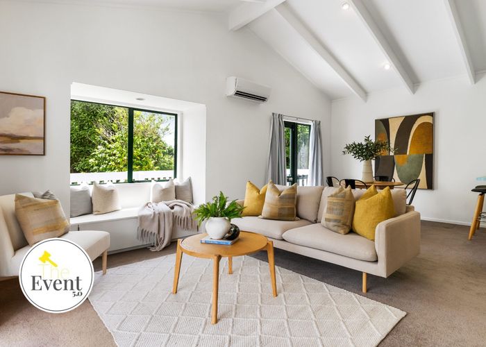  at 2/143 Rangatira Road, Beach Haven, North Shore City, Auckland