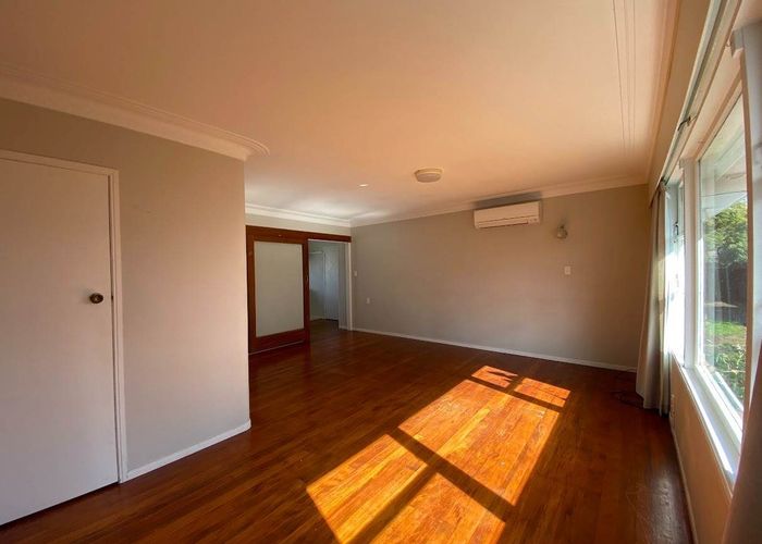  at 1/1 Churchill Avenue, Manurewa, Manukau City, Auckland