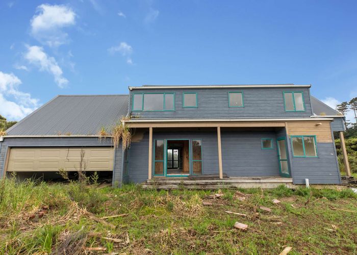  at 112 Lone Kauri Road, New Lynn