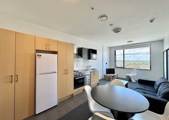  at 1110/17 Putney Way, Manukau, Manukau City, Auckland