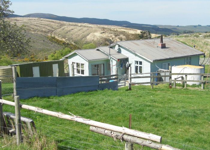  at 350 Kowhatu Road, Waihaorunga, Waimate