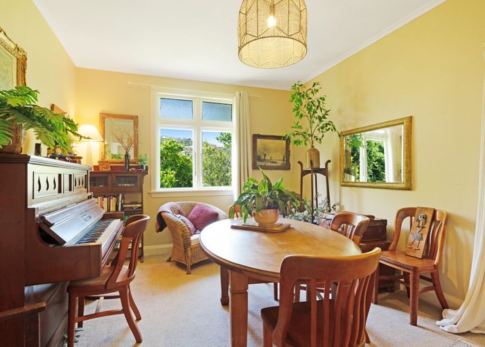  at 1/21 Sunshine Avenue, Karori, Wellington