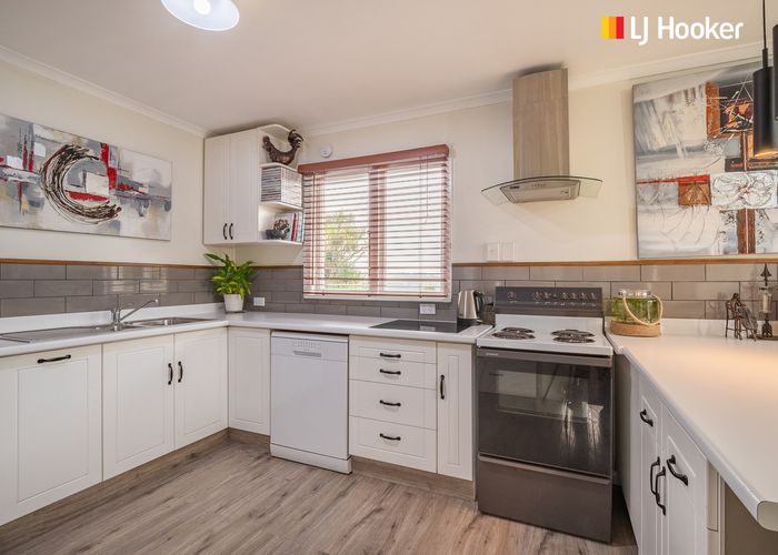  at 170 Mornington Road, Kenmure, Dunedin