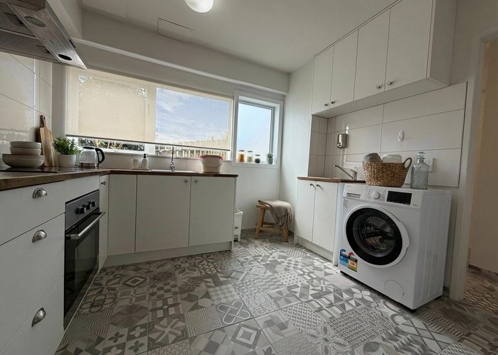  at 23A Chivalry Rd, Glenfield, North Shore City, Auckland