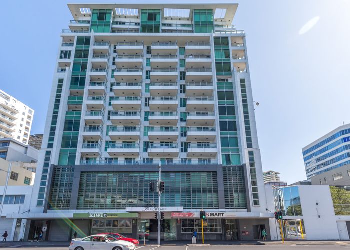  at 404/85 Beach Road, Auckland Central, Auckland
