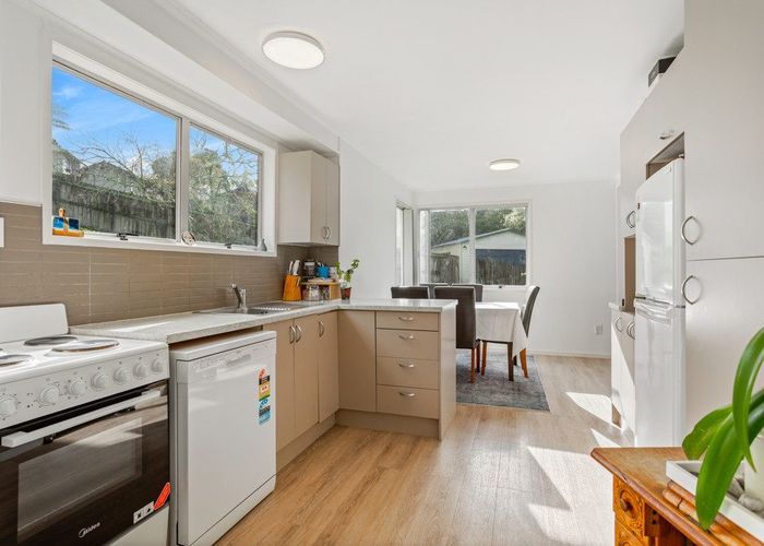  at 44 Clyma Place, Massey, Waitakere City, Auckland