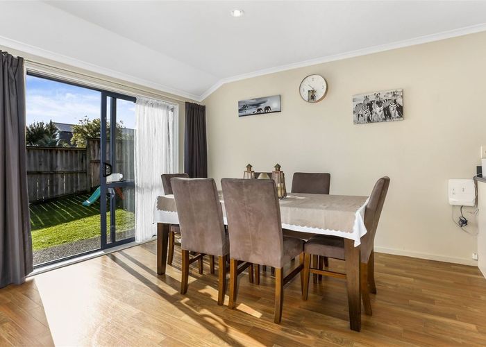  at 115C Woodglen Road, Glen Eden, Auckland
