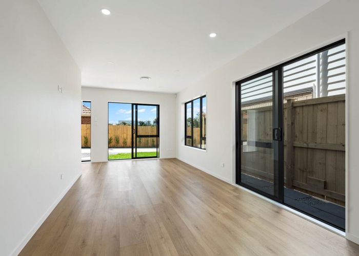  at Lot 3, 140 Kolmar Road, Papatoetoe, Manukau City, Auckland