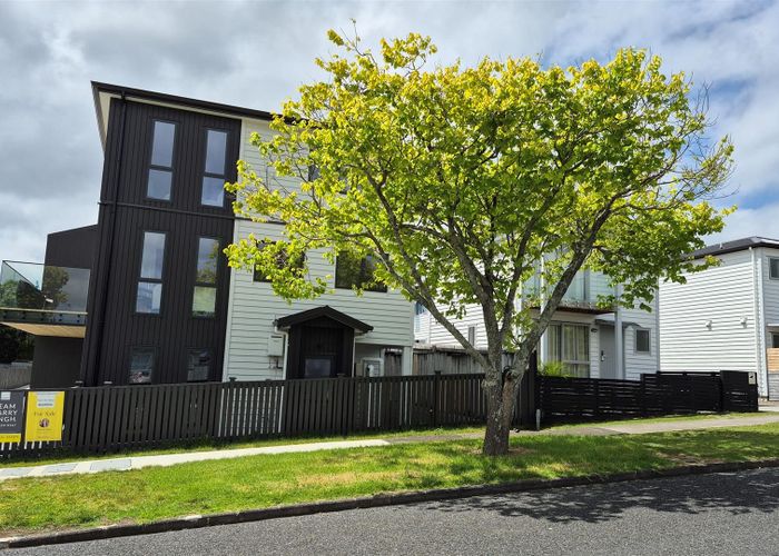  at 7 Woolfield Road, Papatoetoe, Manukau City, Auckland