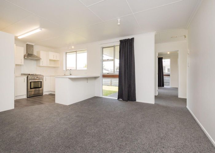  at 8 Robinson Crescent, Westbrook, Palmerston North, Manawatu / Whanganui