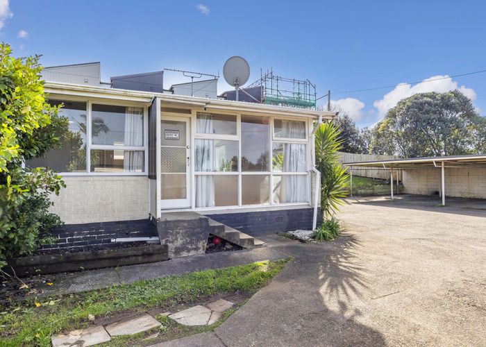  at 2/43 Hamlin Road, Mount Wellington, Auckland City, Auckland
