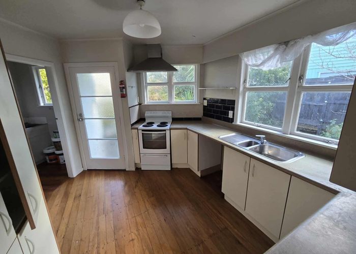  at 19 Thurleigh Grove, Karori, Wellington, Wellington