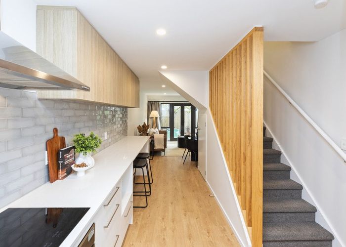  at 2/15 Ayr Street, Riccarton, Christchurch City, Canterbury